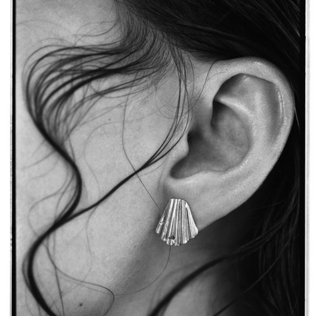 Home 4 Feminine features - Silvana MOLDOVAN art